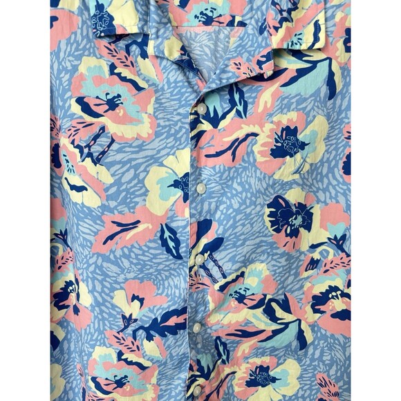 Nautica Blue Sail Men's Size 2XL Blue Floral Tropical Print Button-Up Shirt - Picture 2 of 4